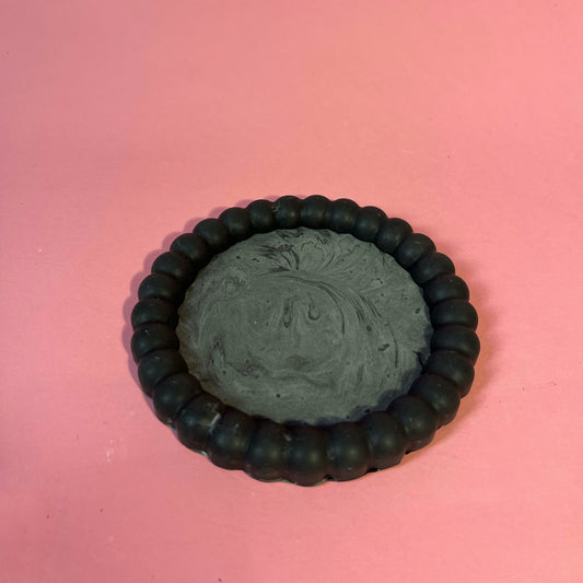 Plateau jesmonite rond gris