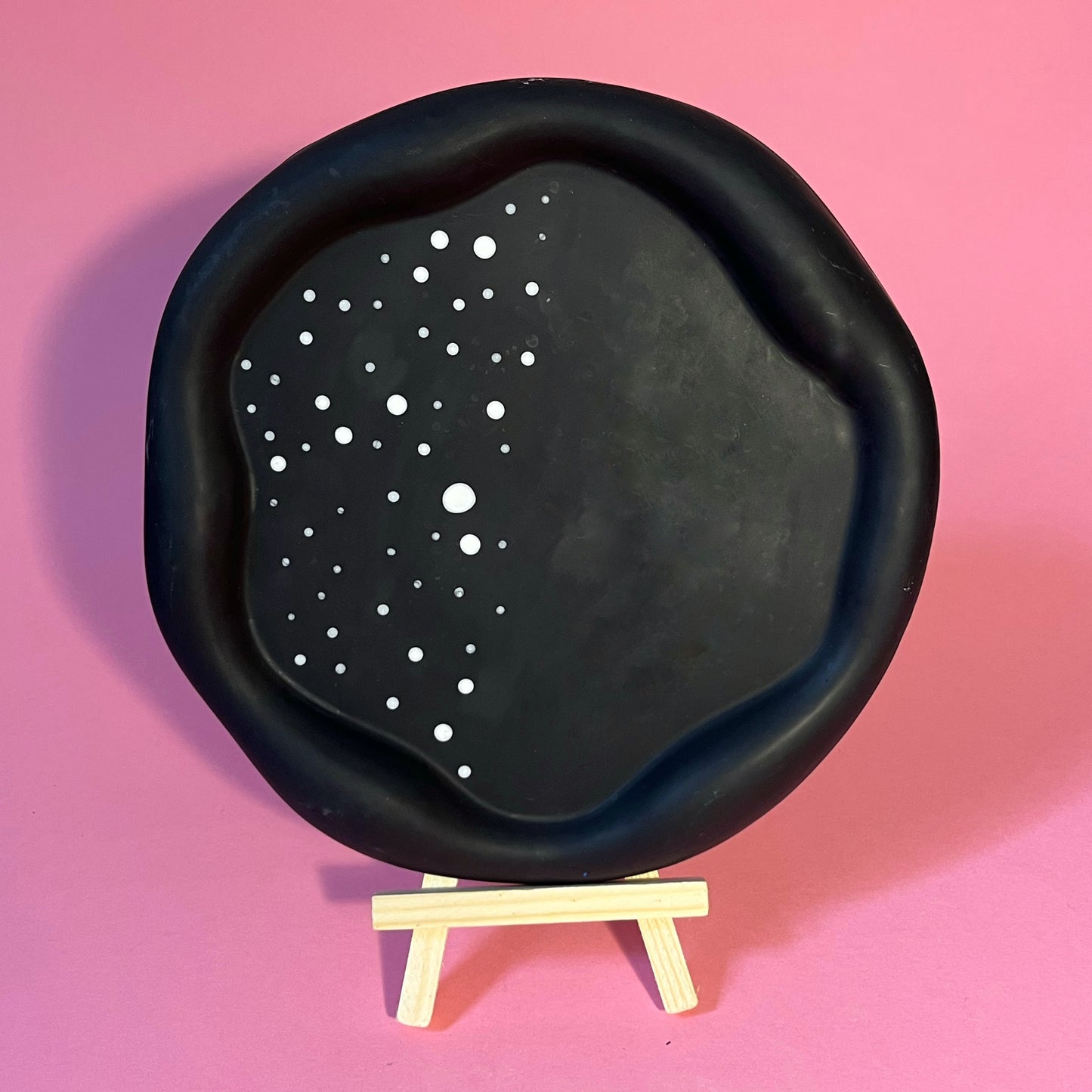 Plateau jesmonite noir poids blancs