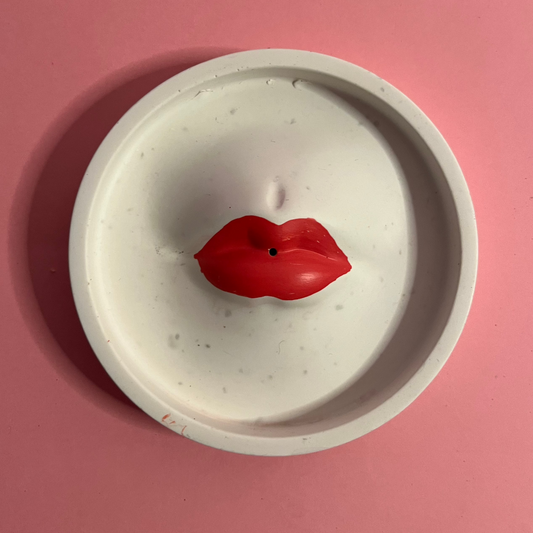 Porte encens bouche blanc rouge