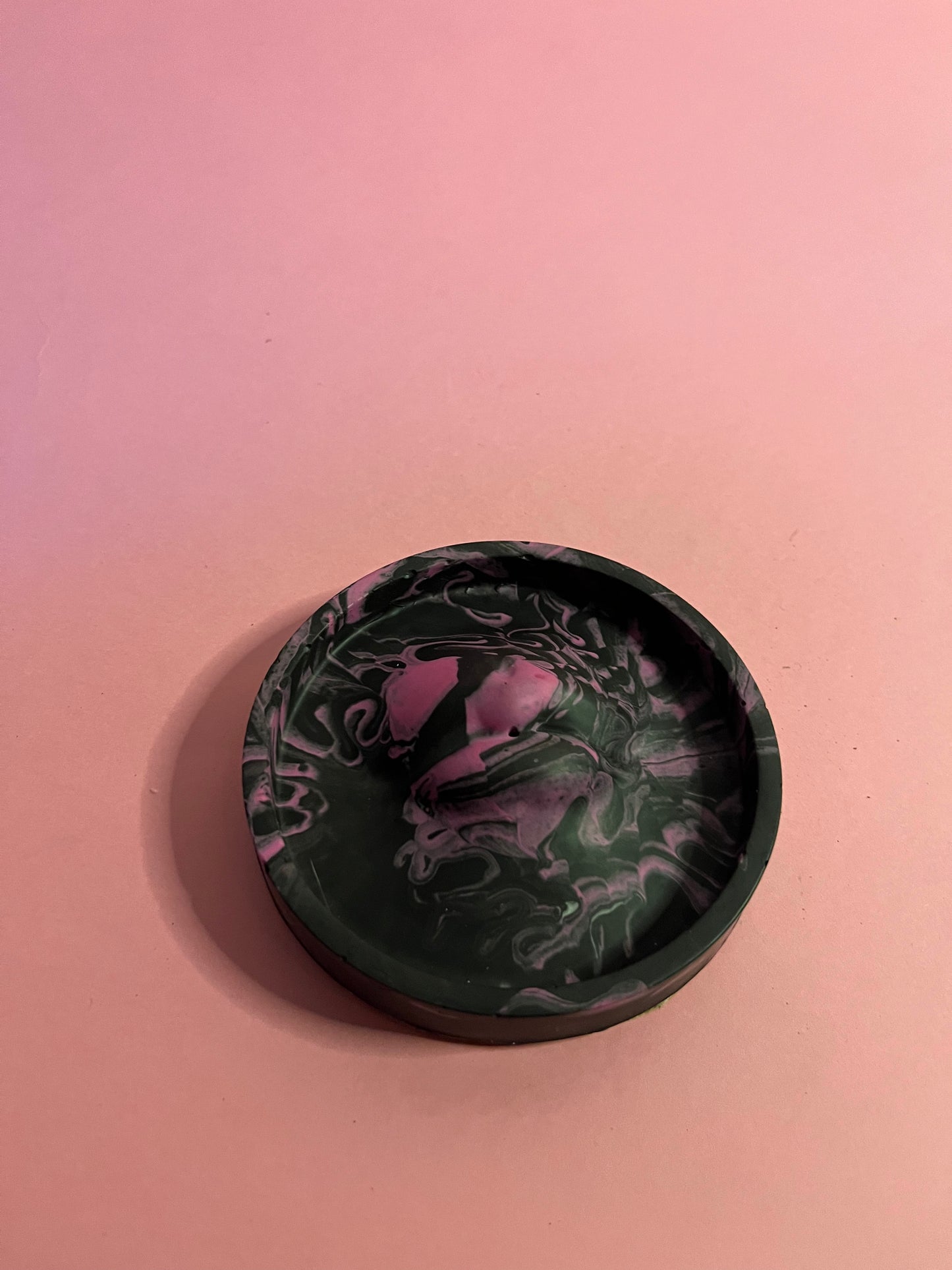Porte encens bouche noir et rose