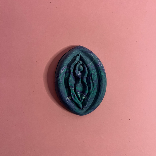 Aimant foufoune vert mauve