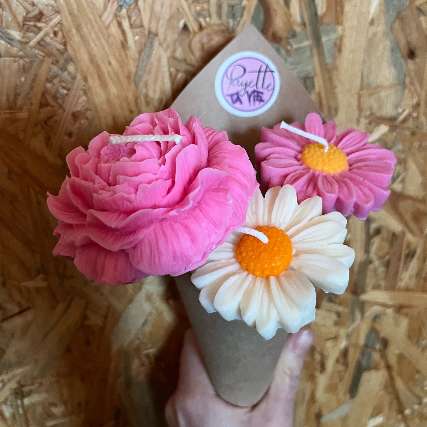 Bouquet Pivoine et 2 marguerites
