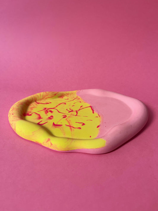 Plateau jaune rose fluo